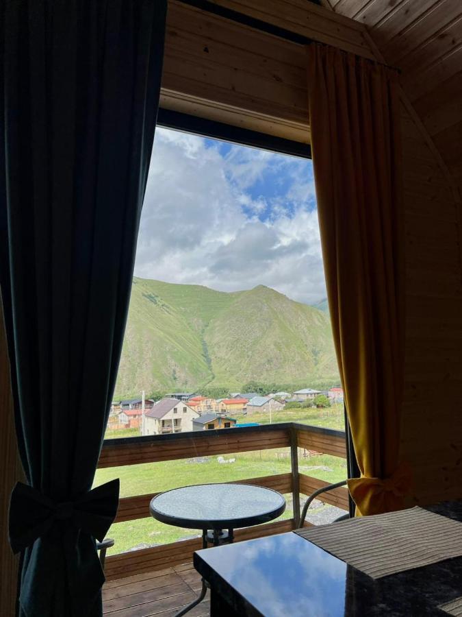 Kazbegi Inn Cottages מראה חיצוני תמונה